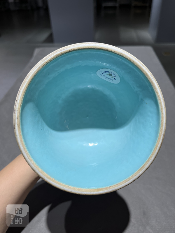 清嘉庆 粉彩缠枝花卉八吉祥花觚 - 图10